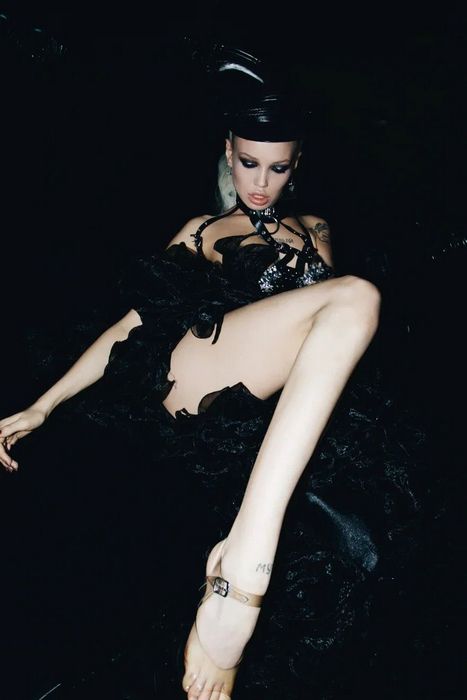 Ночные бабочки Уфы: За кулисами интим-досуга без выходных